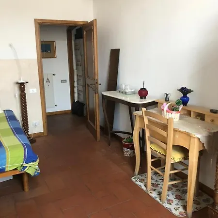 Séjour chez l'habitant Solo Traveller Bedroom In Homestays Center